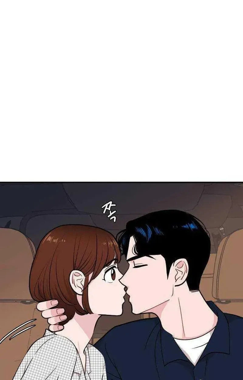Read Awkward Relationship chapter 22 image 31 on Lezhin