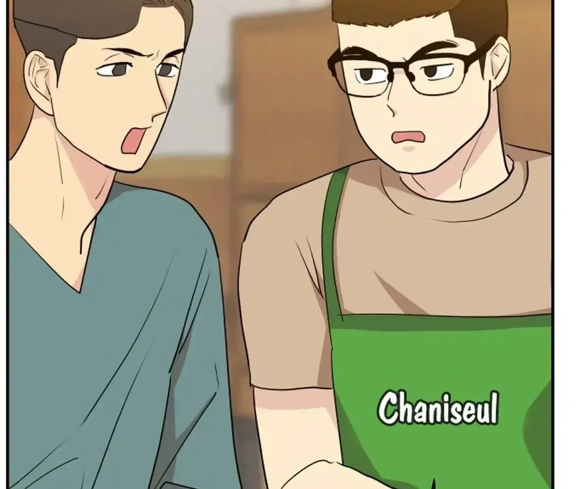 Read Awkward Relationship chapter 3.2 image 5 on Lezhin