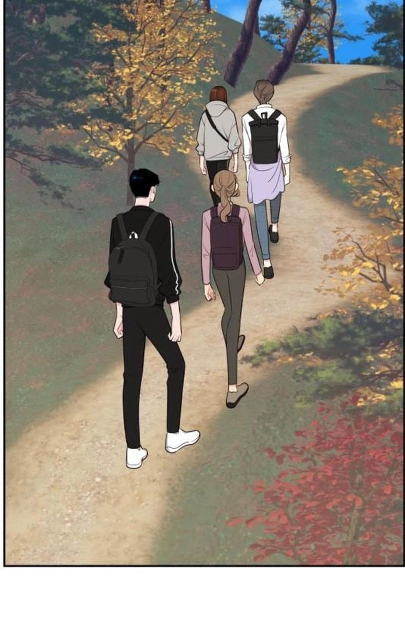 Read Awkward Relationship chapter 31 image 13 on Lezhin