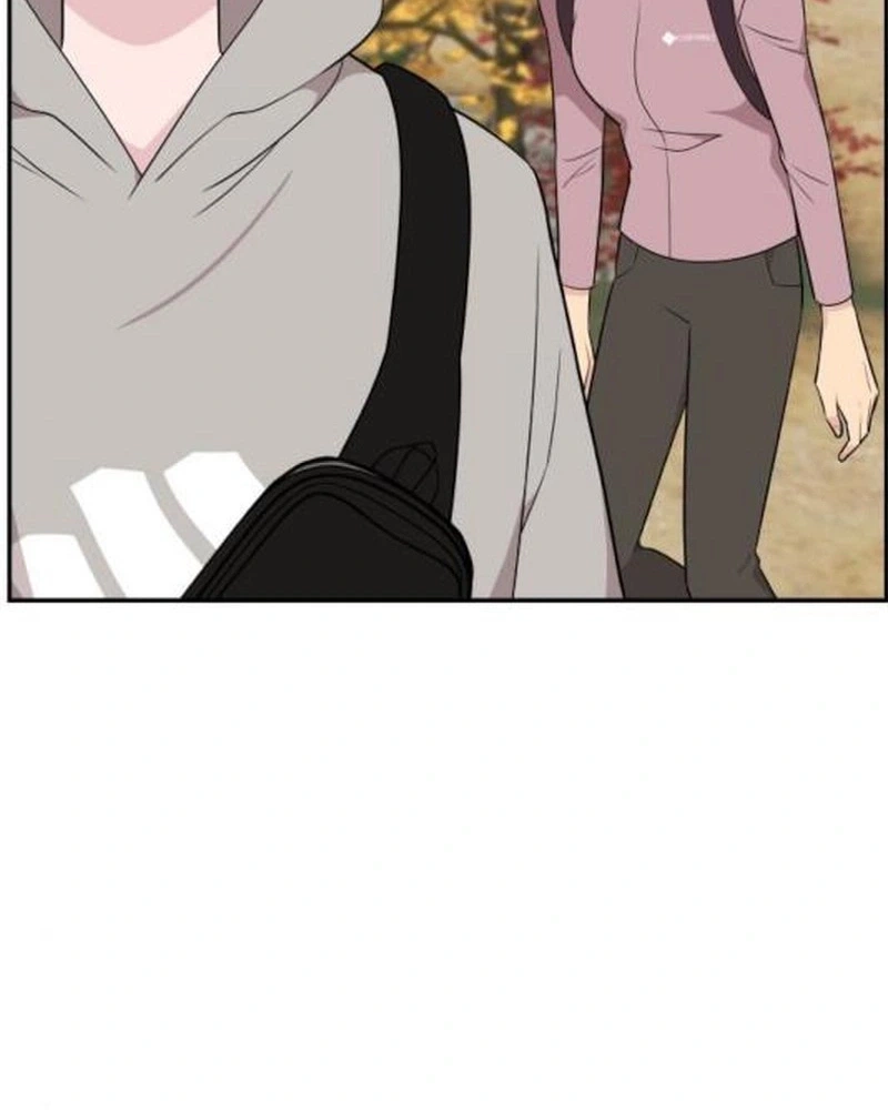 Read Awkward Relationship chapter 31 image 17 on Lezhin