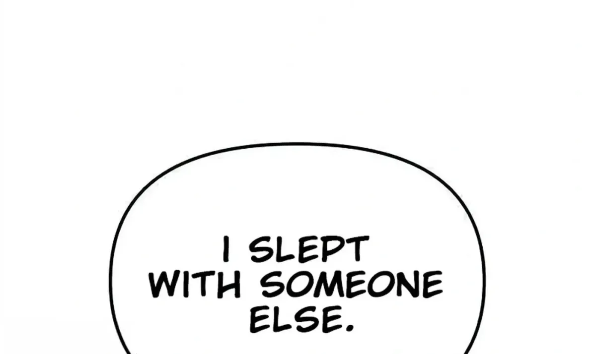Read Awkward Relationship chapter 9 image 3 on Lezhin