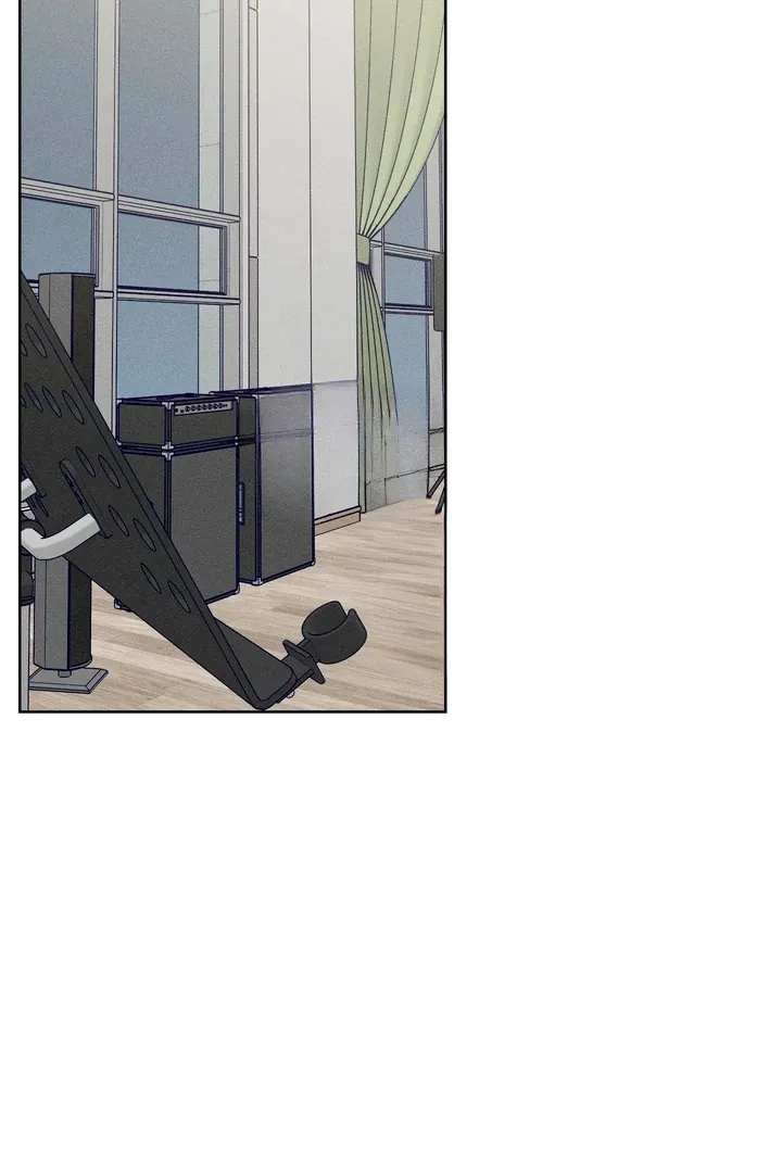 Read Behind the Stage chapter 18 image 2 on Lezhin