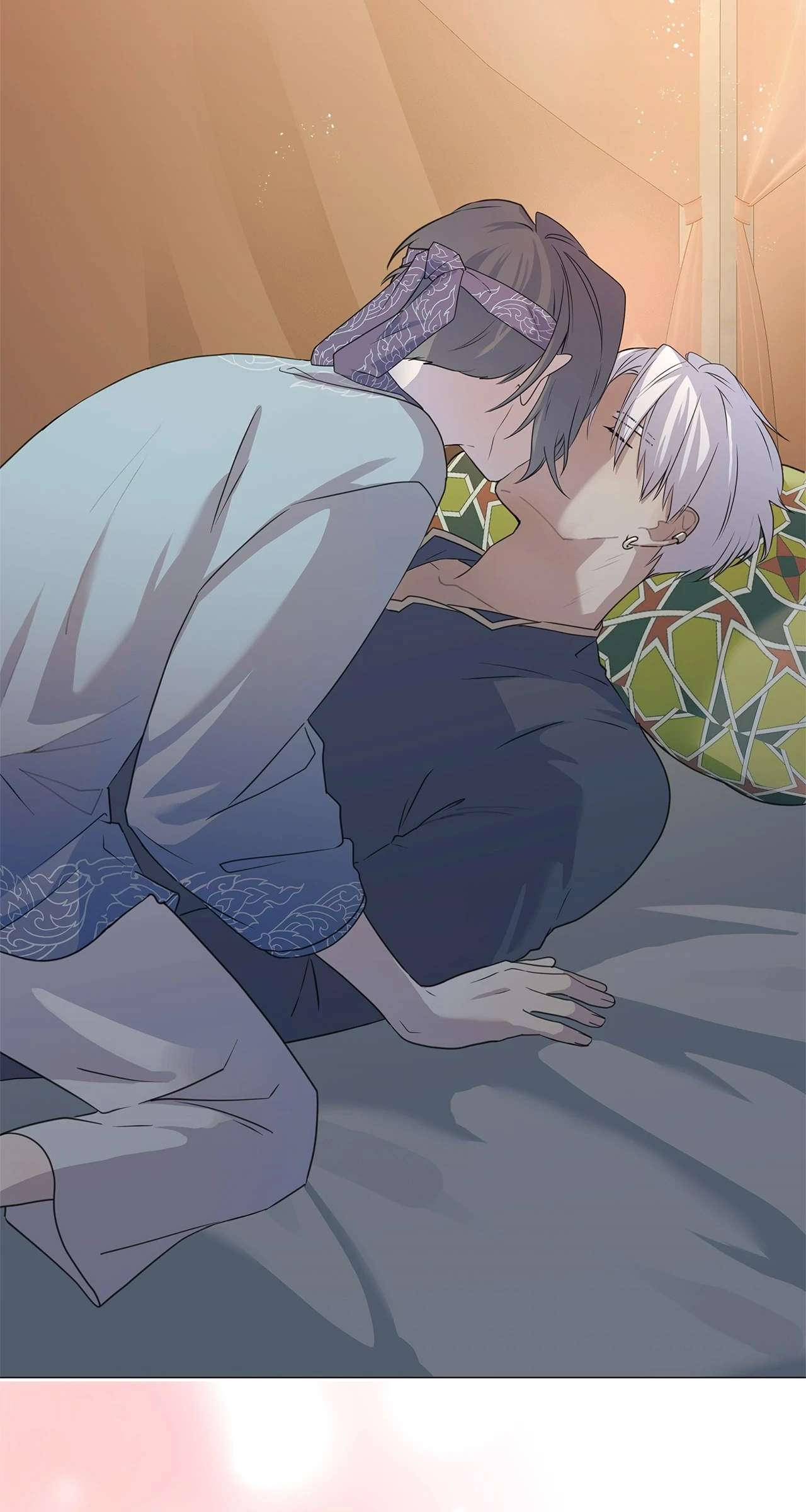Read Bloody Moon chapter 13 image 85 on Lezhin