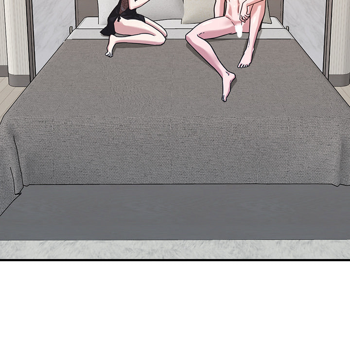 Read Booty Camp chapter 68 image 38 on Lezhin