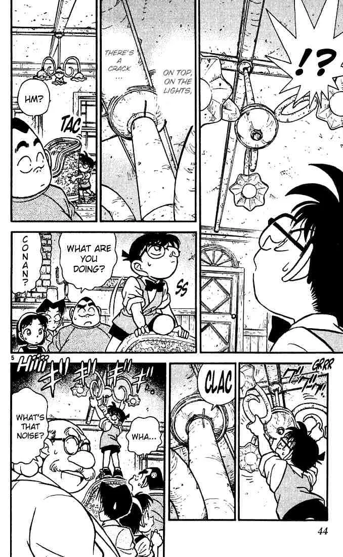 Read Detective Conan chapter 113 image 5 on Lezhin