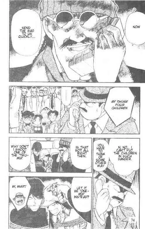 Read Detective Conan chapter 145 image 1 on Lezhin