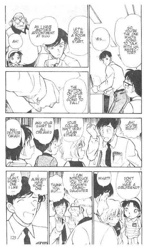 Read Detective Conan chapter 208 image 4 on Lezhin