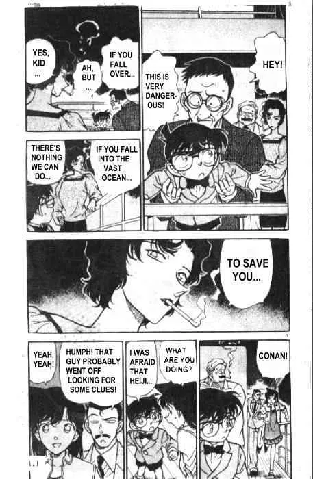 Read Detective Conan chapter 228 image 4 on Lezhin