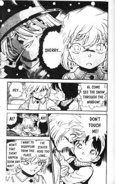 Read Detective Conan chapter 238 image 4 on Lezhin
