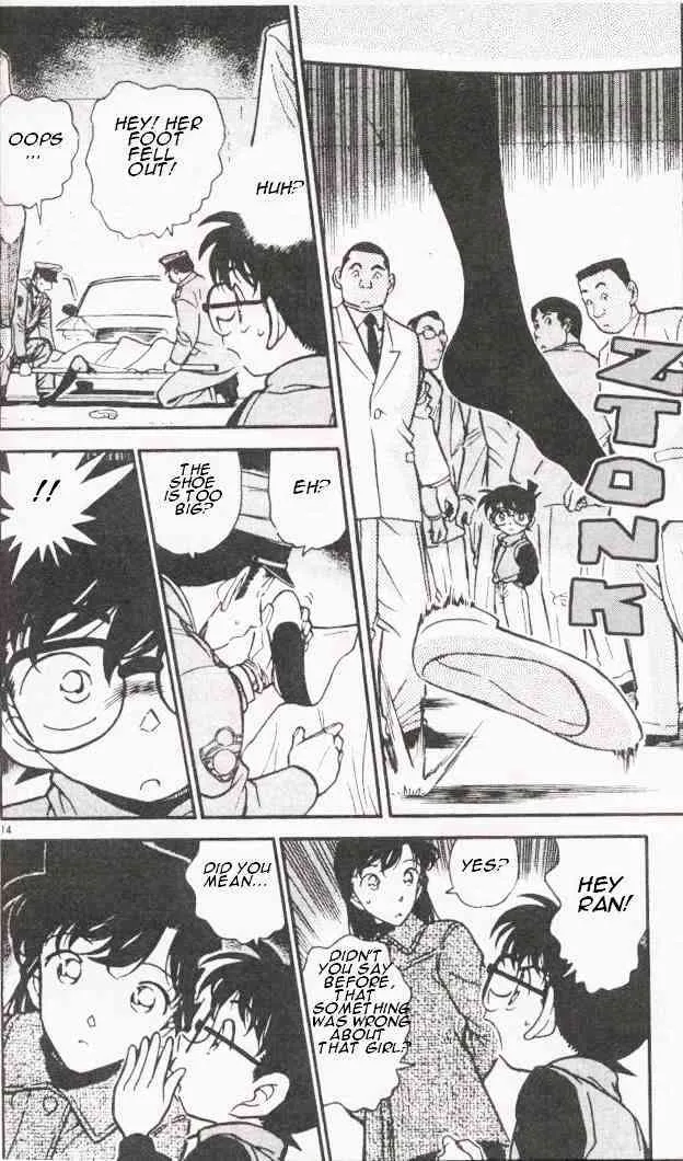 Read Detective Conan chapter 285 image 13 on Lezhin