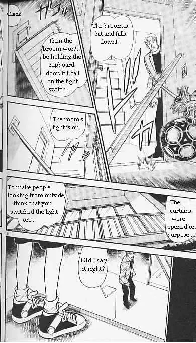 Read Detective Conan chapter 295 image 5 on Lezhin