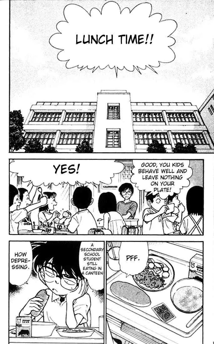 Read Detective Conan chapter 303 image 1 on Lezhin