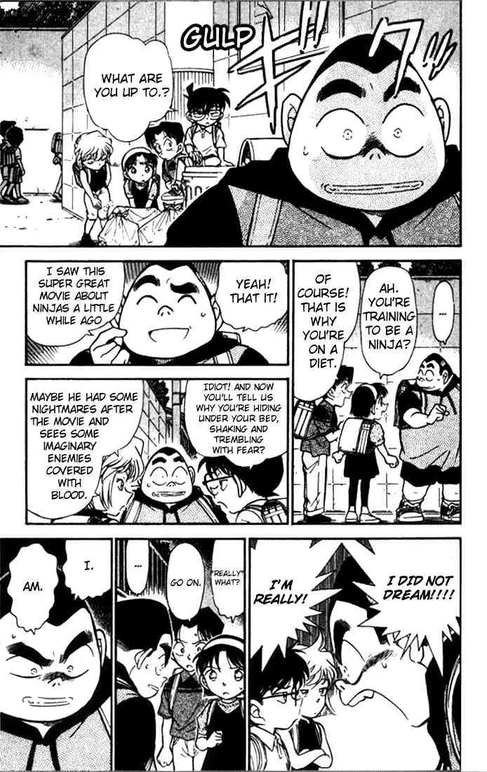 Read Detective Conan chapter 303 image 6 on Lezhin