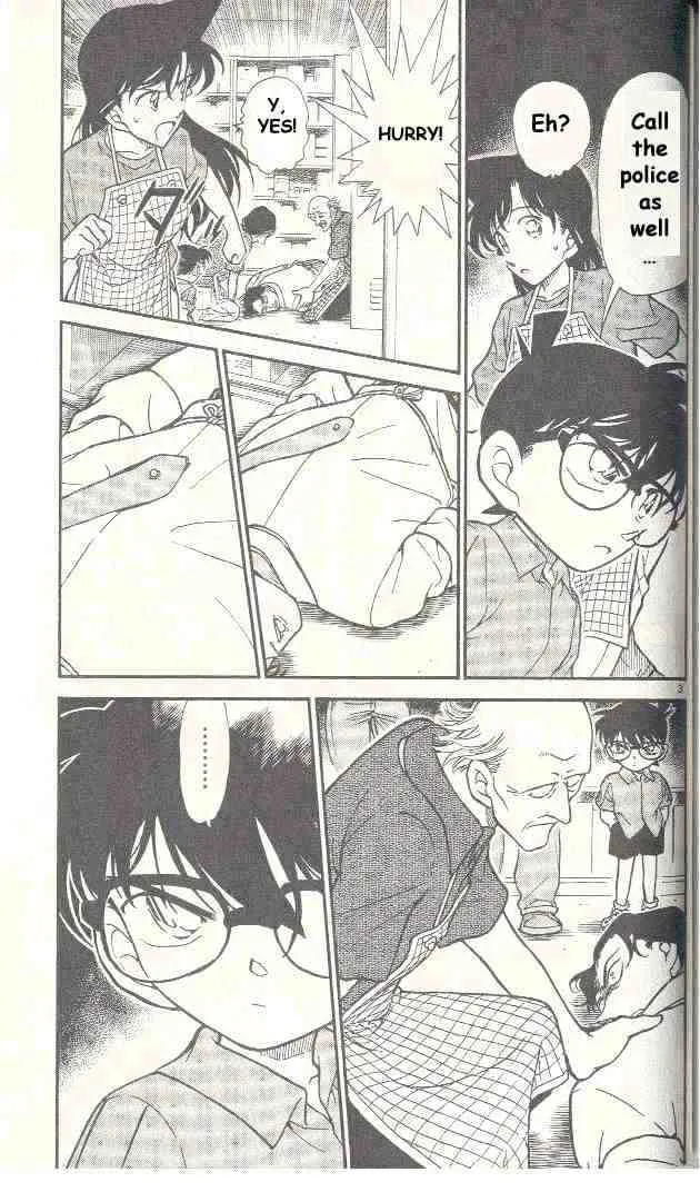 Read Detective Conan chapter 306 image 2 on Lezhin