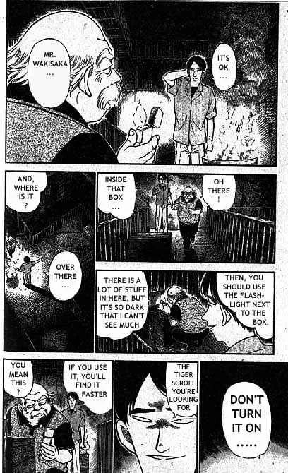Read Detective Conan chapter 321 image 4 on Lezhin
