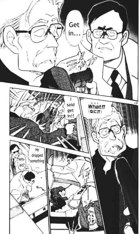 Read Detective Conan chapter 325 image 12 on Lezhin