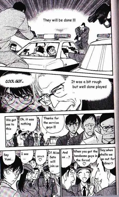 Read Detective Conan chapter 327 image 14 on Lezhin