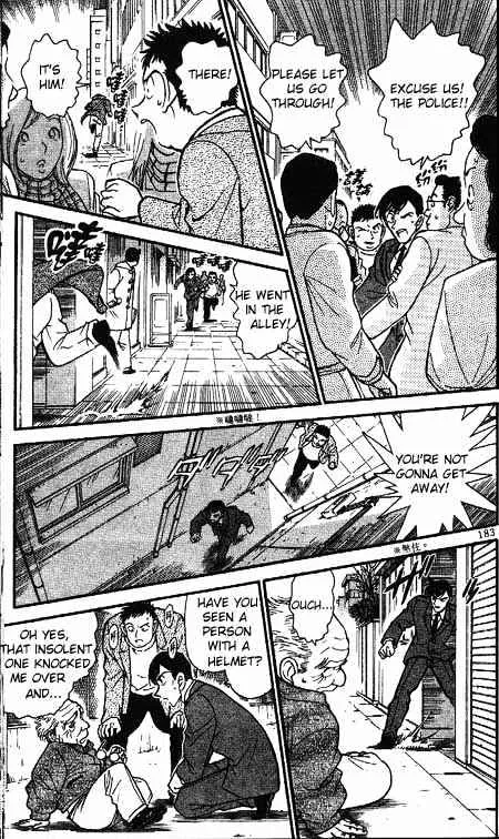 Read Detective Conan chapter 328 image 10 on Lezhin