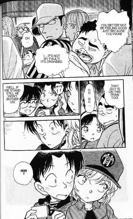 Read Detective Conan chapter 344 image 13 on Lezhin