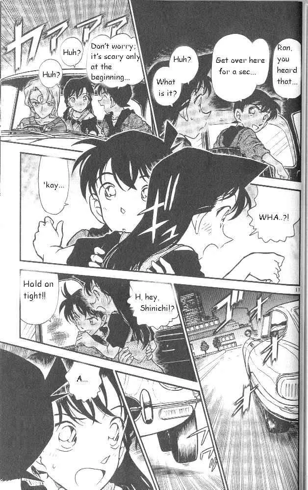 Read Detective Conan chapter 350 image 10 on Lezhin