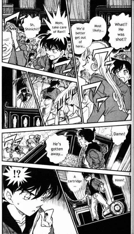 Read Detective Conan chapter 352 image 2 on Lezhin