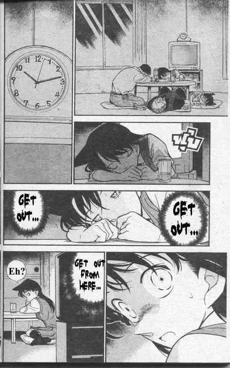 Read Detective Conan chapter 355 image 12 on Lezhin
