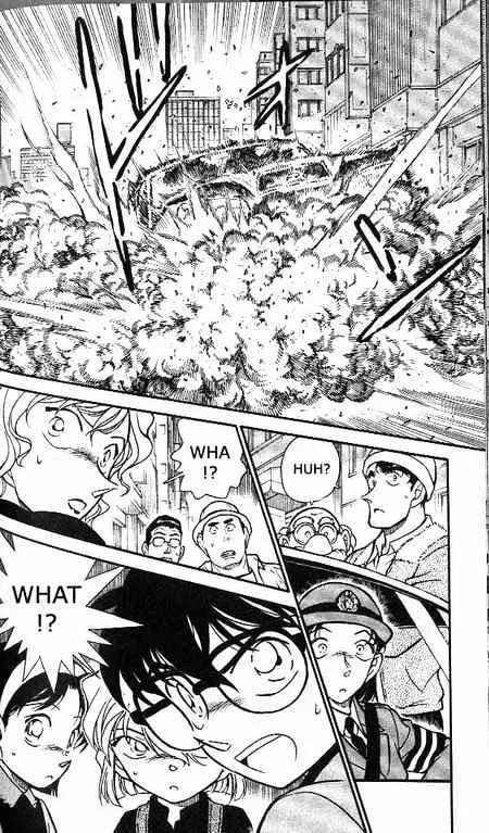 Read Detective Conan chapter 366 image 16 on Lezhin