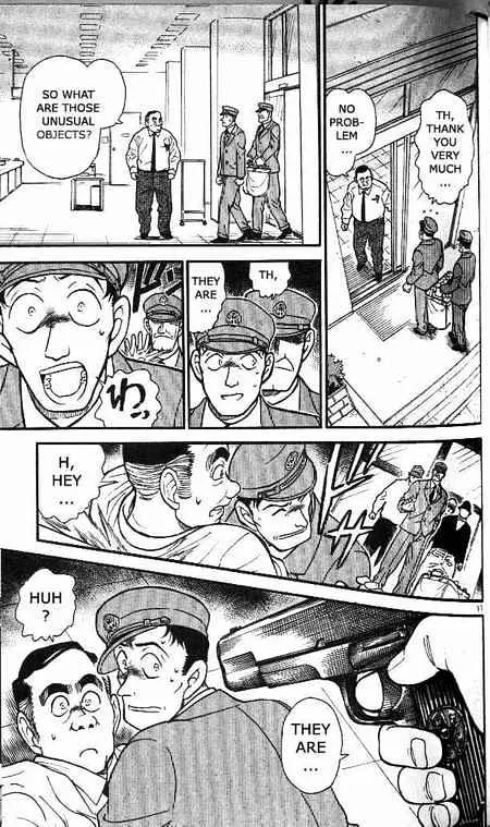 Read Detective Conan chapter 368 image 10 on Lezhin