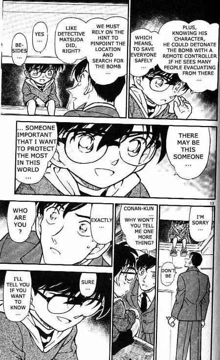 Read Detective Conan chapter 372 image 12 on Lezhin