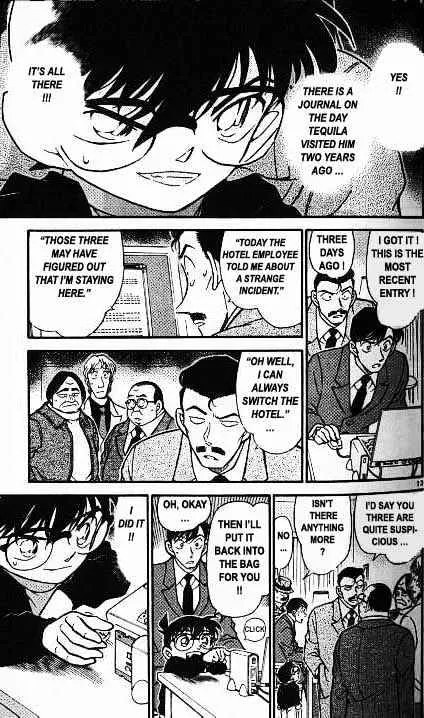 Read Detective Conan chapter 378 image 12 on Lezhin