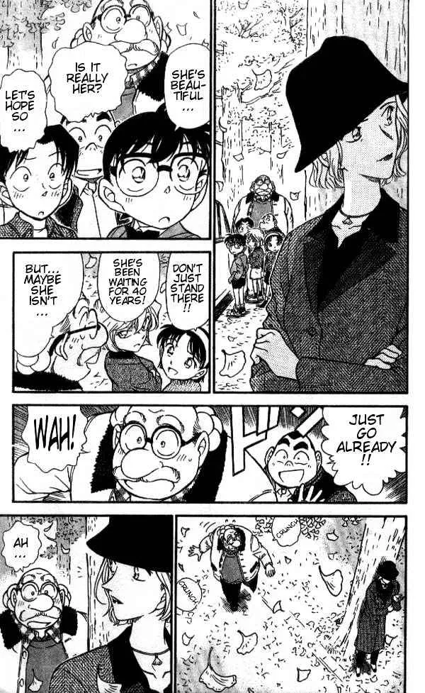 Read Detective Conan chapter 412 image 10 on Lezhin
