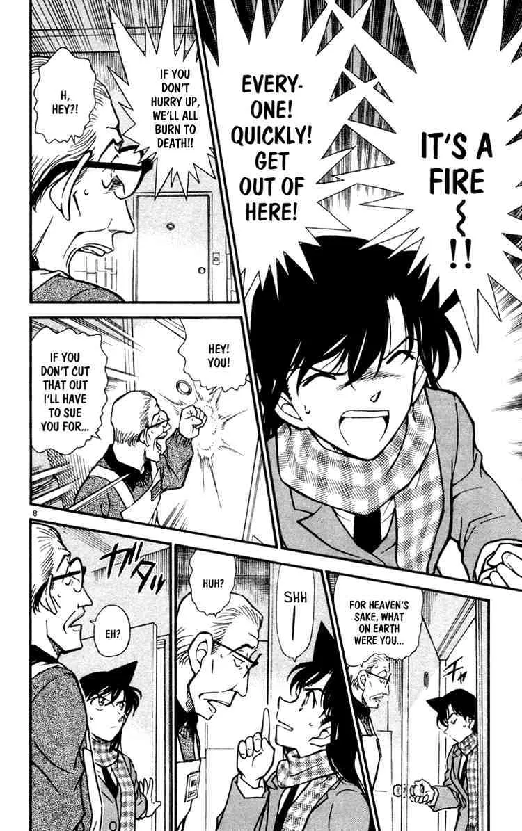 Read Detective Conan chapter 428 image 7 on Lezhin