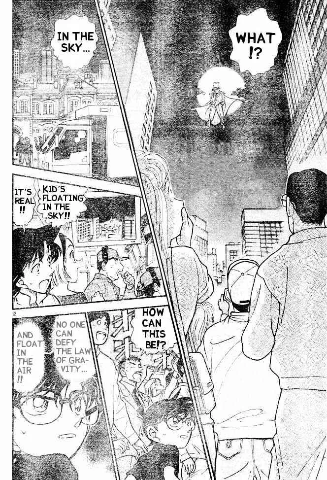 Read Detective Conan chapter 454 image 1 on Lezhin