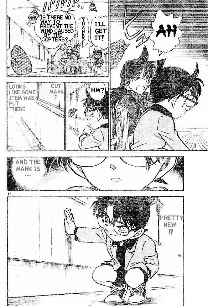Read Detective Conan chapter 454 image 15 on Lezhin