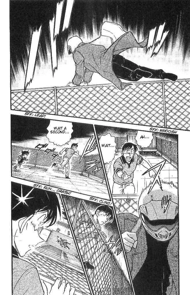 Read Detective Conan chapter 484 image 11 on Lezhin