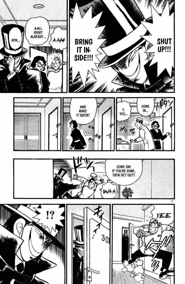 Read Detective Conan chapter 51 image 8 on Lezhin
