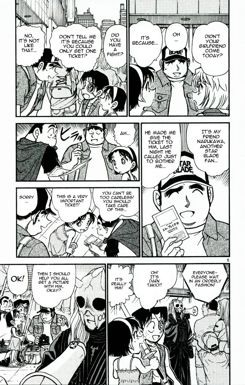 Read Detective Conan chapter 533 image 4 on Lezhin
