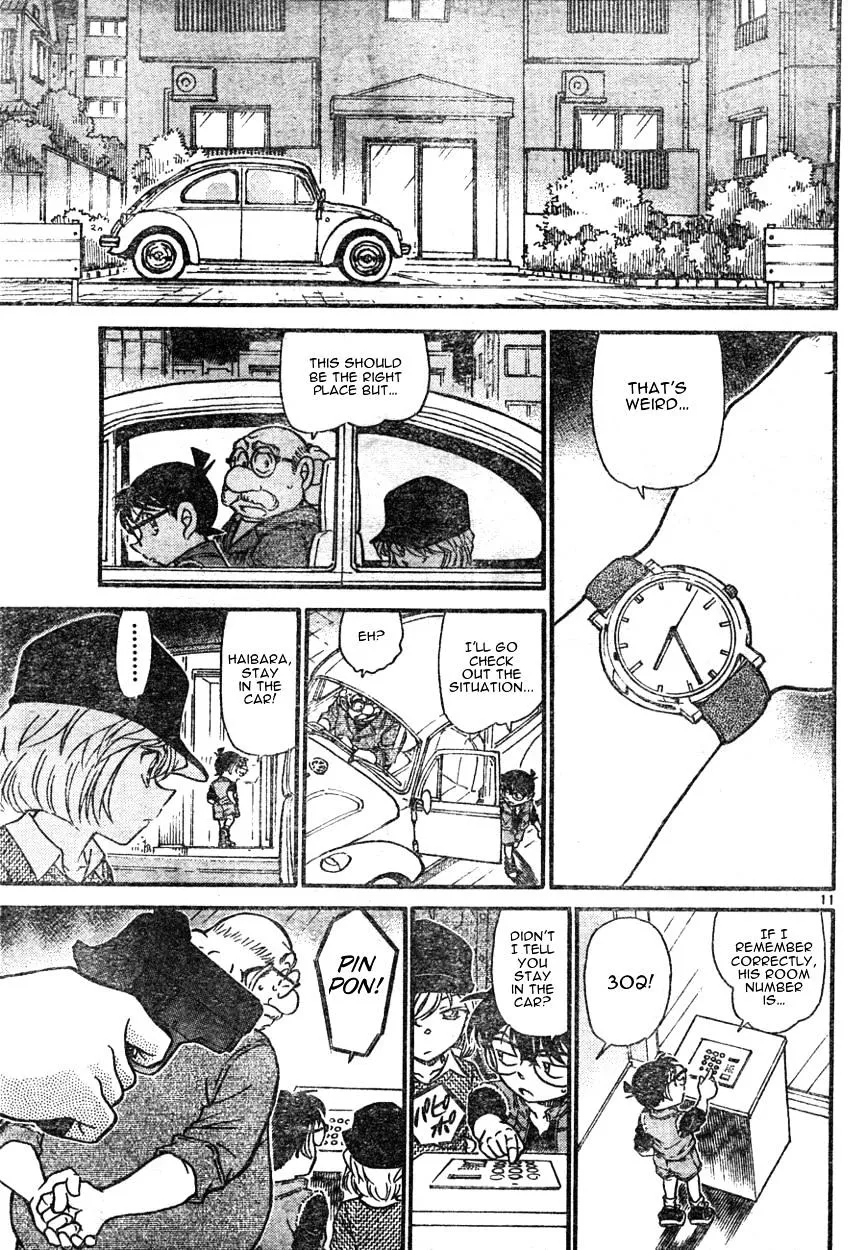 Read Detective Conan chapter 582 image 10 on Lezhin