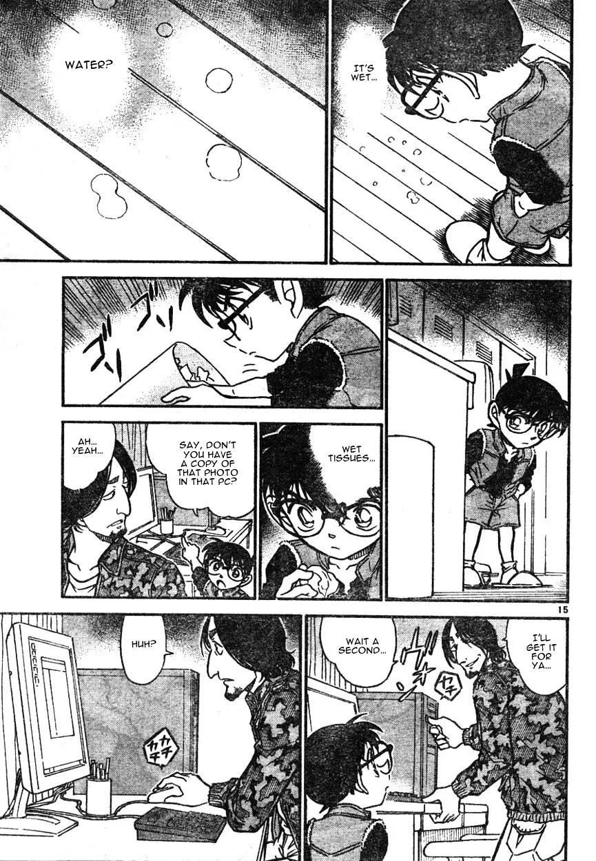 Read Detective Conan chapter 582 image 14 on Lezhin
