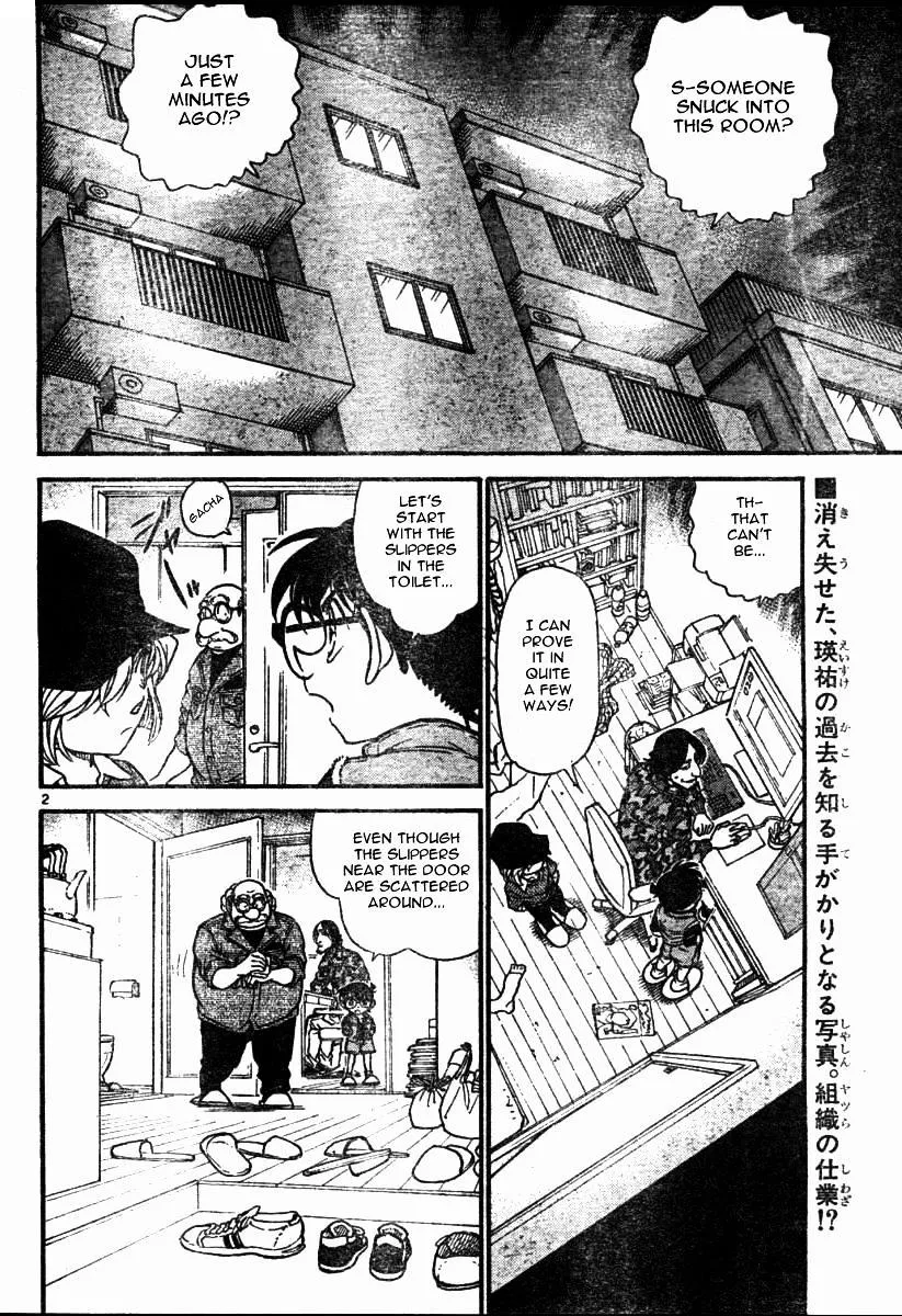 Read Detective Conan chapter 583 image 1 on Lezhin