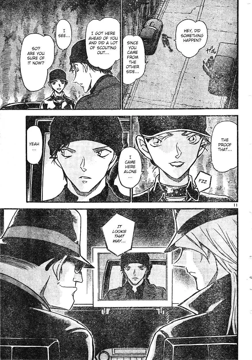Read Detective Conan chapter 608 image 10 on Lezhin