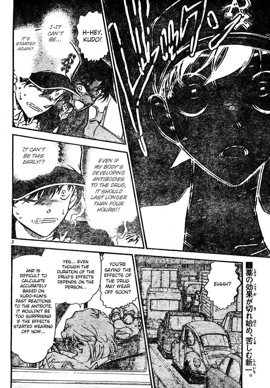 Read Detective Conan chapter 654 image 1 on Lezhin