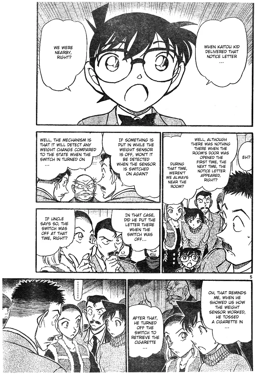 Read Detective Conan chapter 675 image 4 on Lezhin