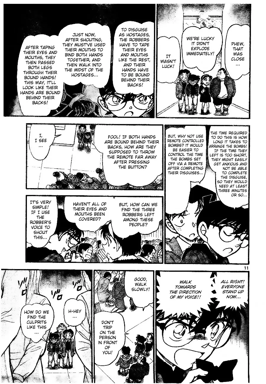 Read Detective Conan chapter 679 image 10 on Lezhin