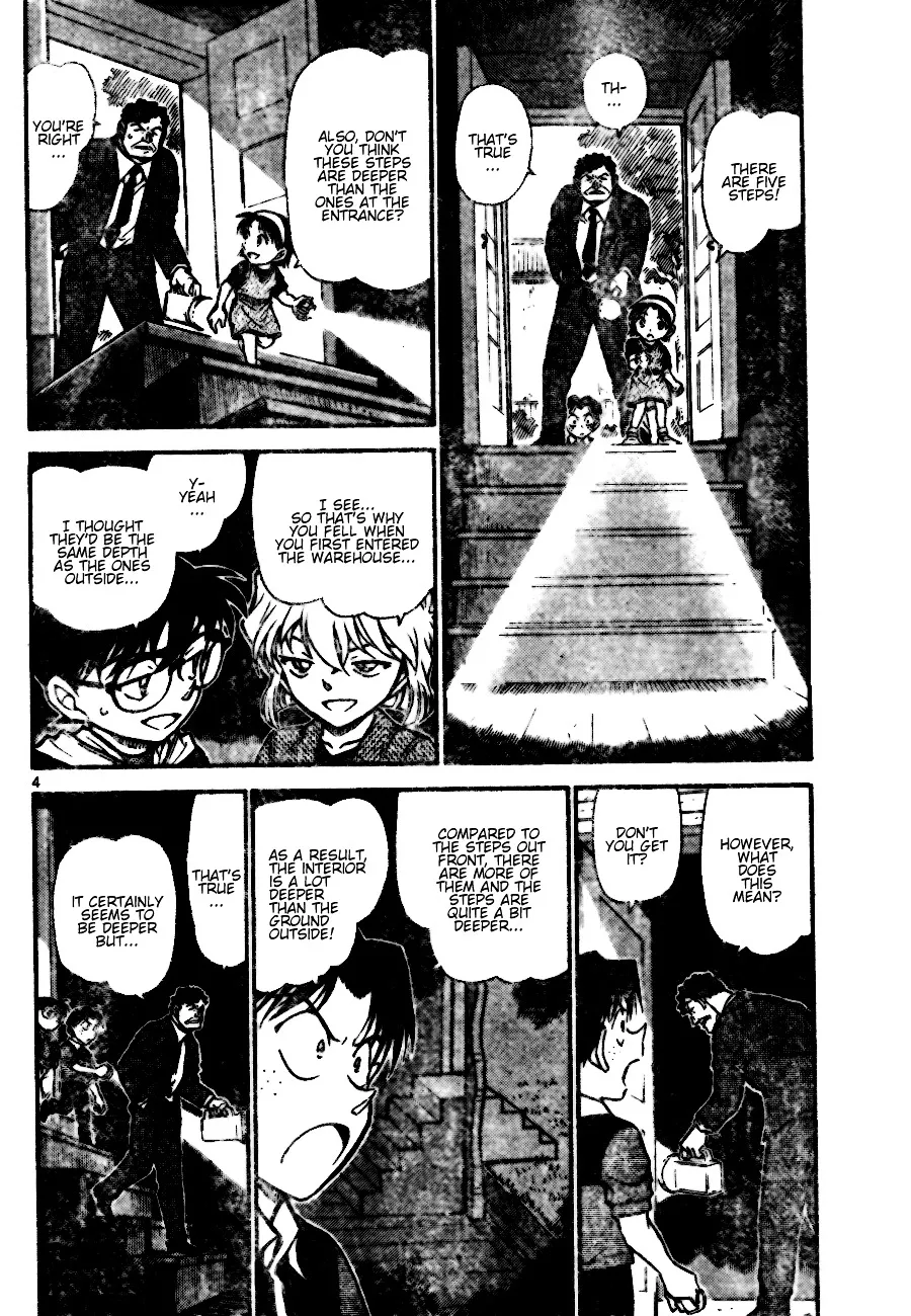 Read Detective Conan chapter 692 image 3 on Lezhin