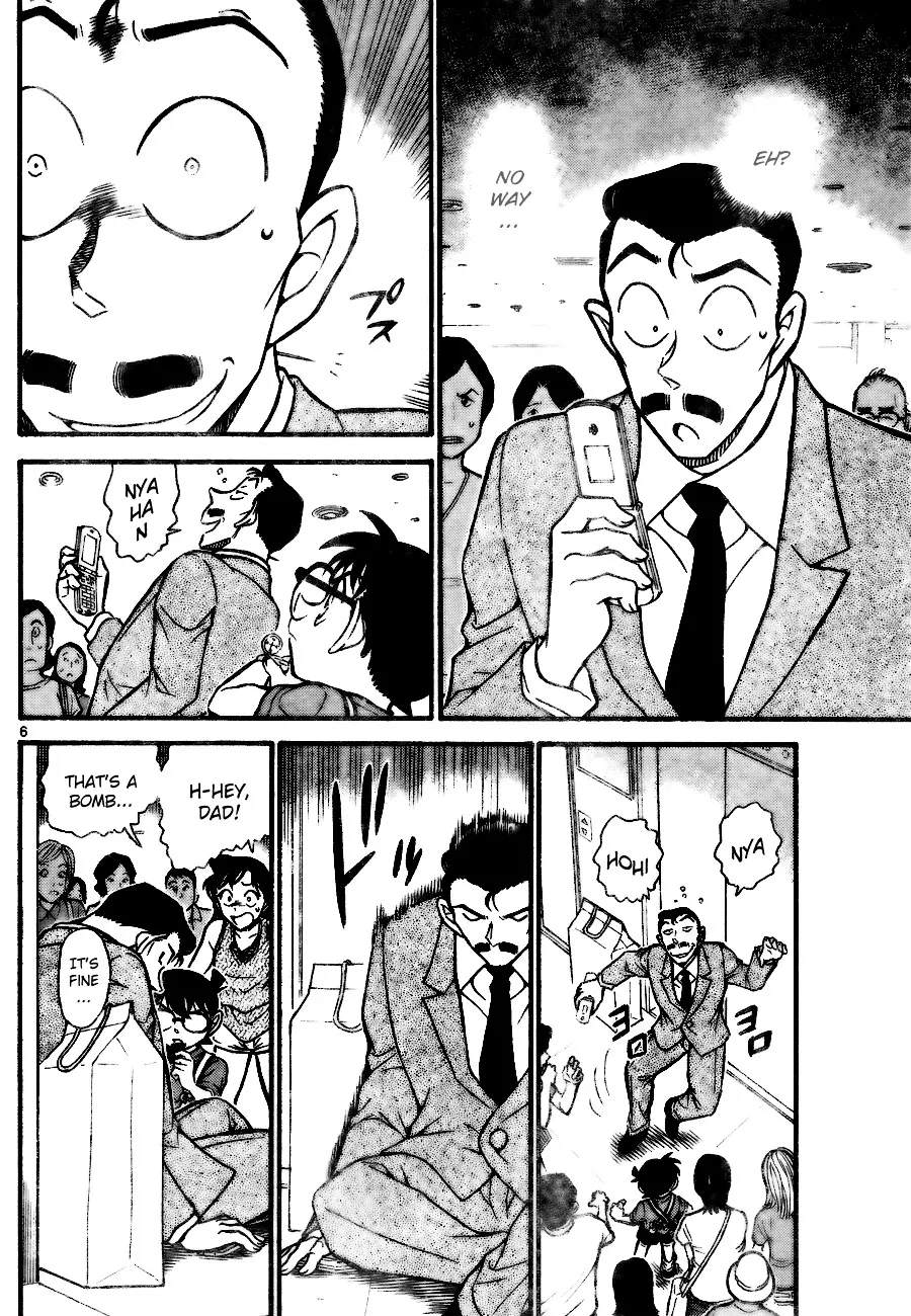 Read Detective Conan chapter 703 image 5 on Lezhin