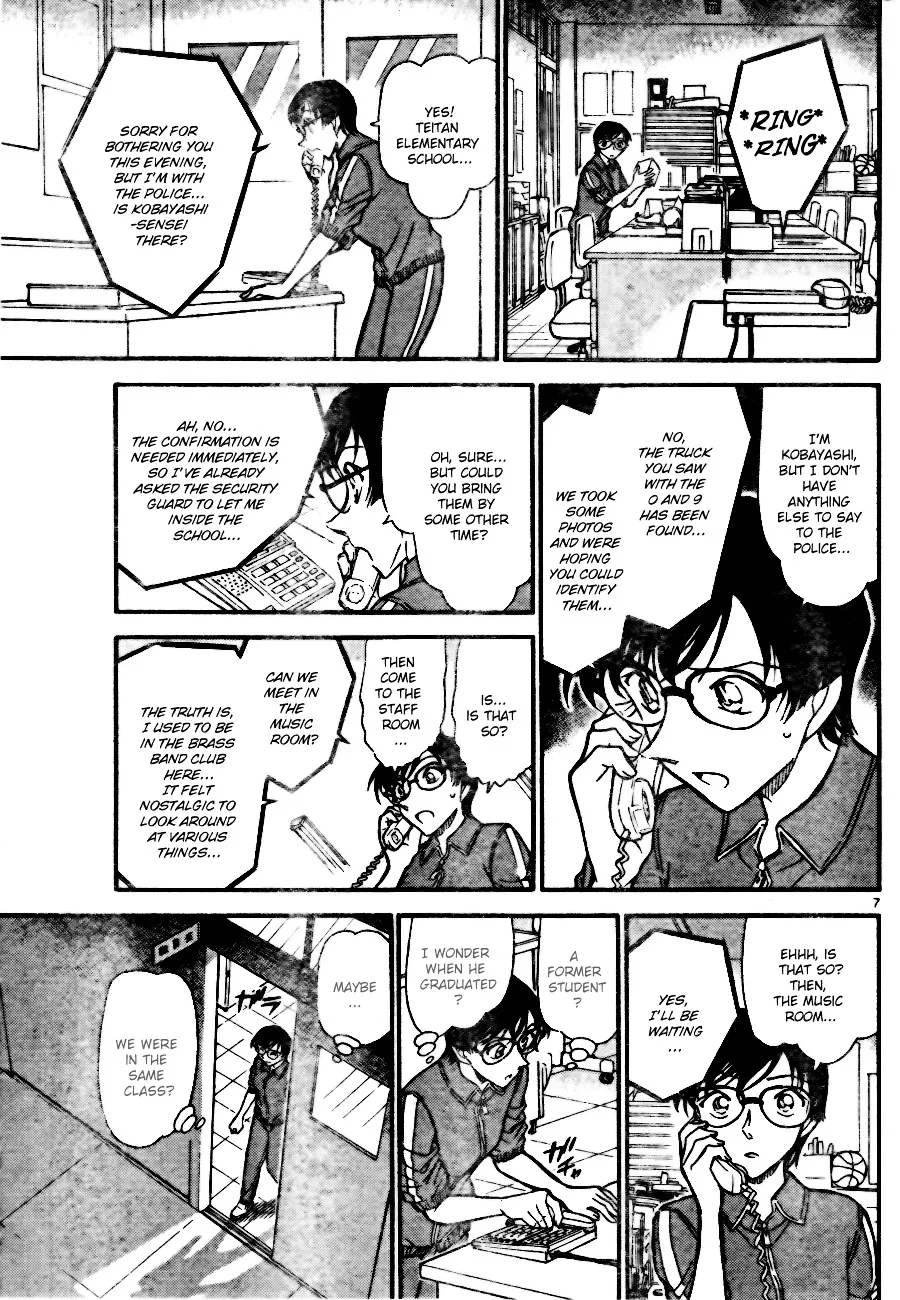 Read Detective Conan chapter 708 image 6 on Lezhin