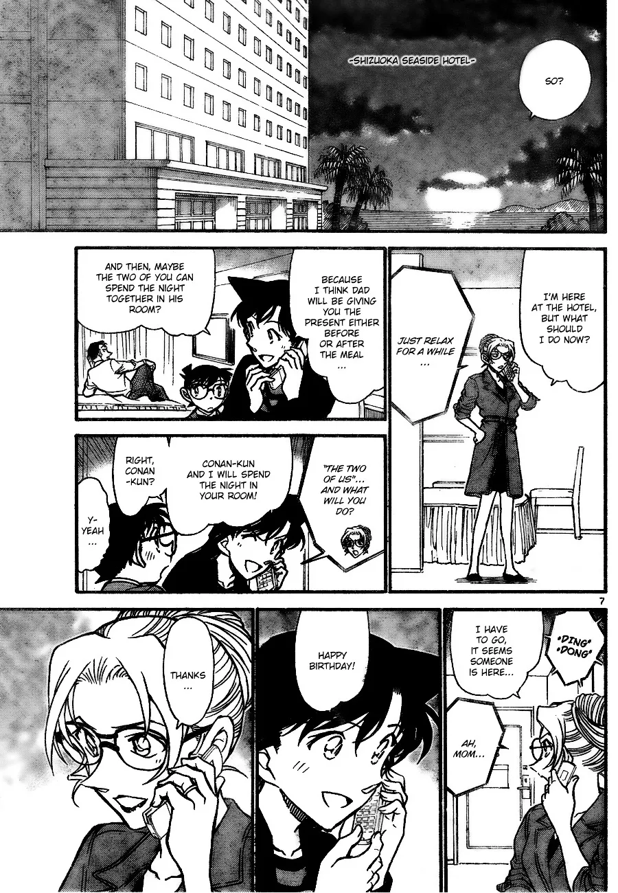 Read Detective Conan chapter 709 image 6 on Lezhin