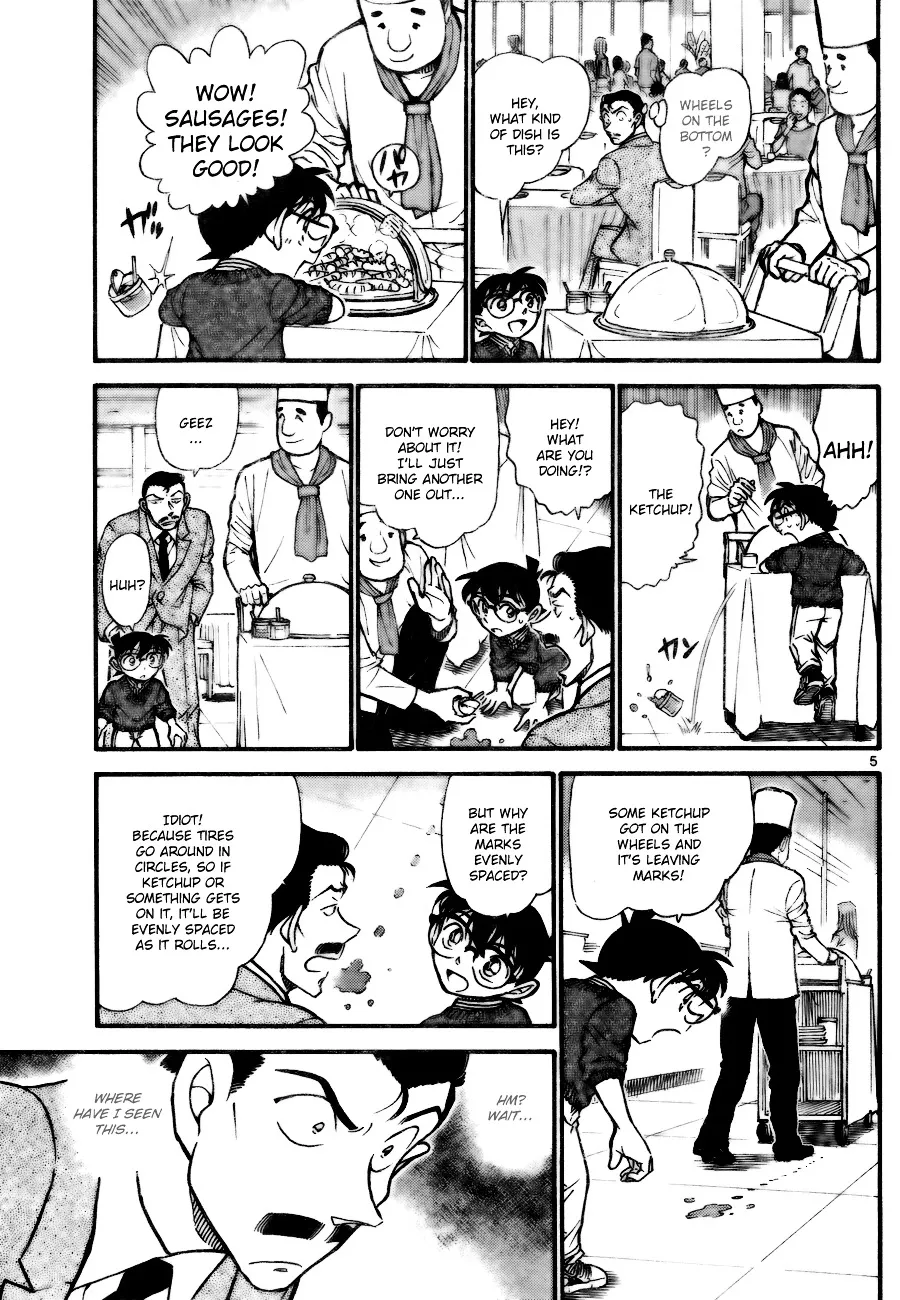 Read Detective Conan chapter 711 image 4 on Lezhin