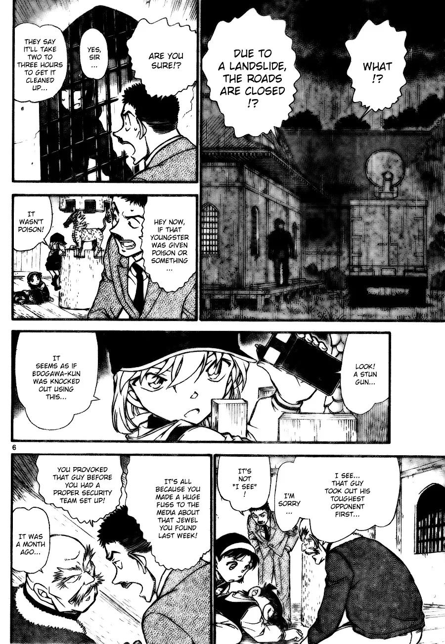 Read Detective Conan chapter 713 image 6 on Lezhin